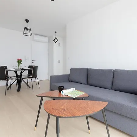 Posesja Kapitanska Przy Plazy Apartments Grzybowo By Noclegi Renters Exterior photo