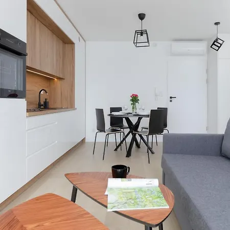 Posesja Kapitanska Przy Plazy Apartments Grzybowo By Noclegi Renters Exterior photo