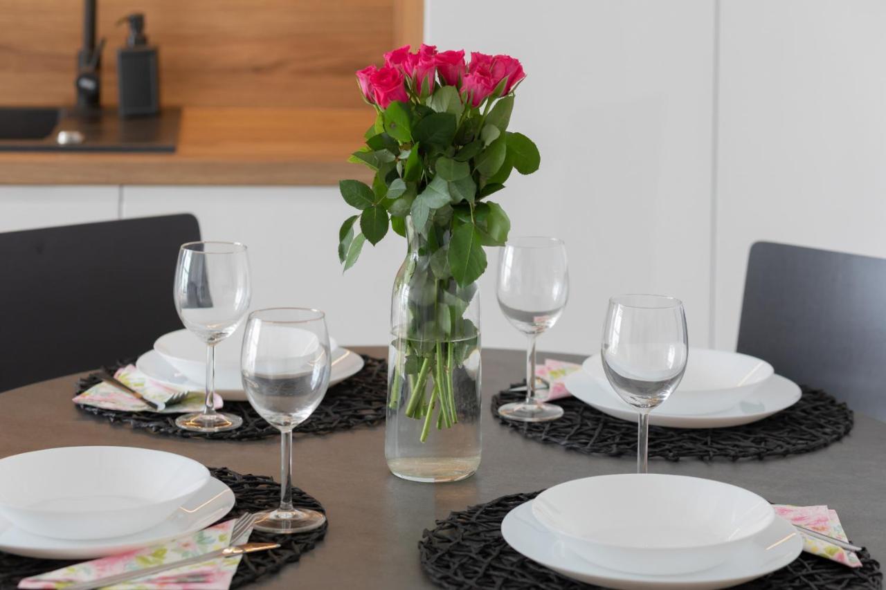 Posesja Kapitanska Przy Plazy Grzybowo By Renters Apartment